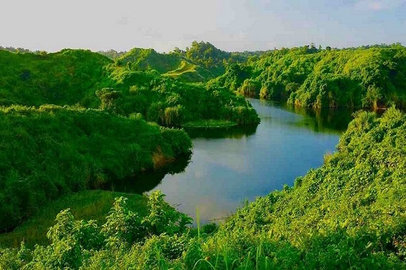 Hi Tech Polytechnic Institute - Slide